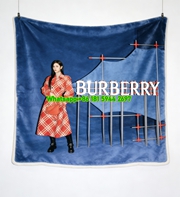 Burberry Red Check Print Flannel Fleece Sofa Throw Blanket B272